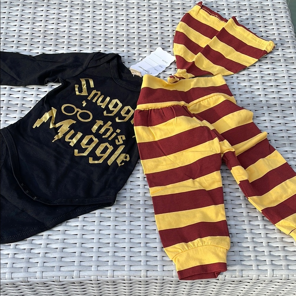 NEW- Harry Potter Baby 3 Piece Outfit Set